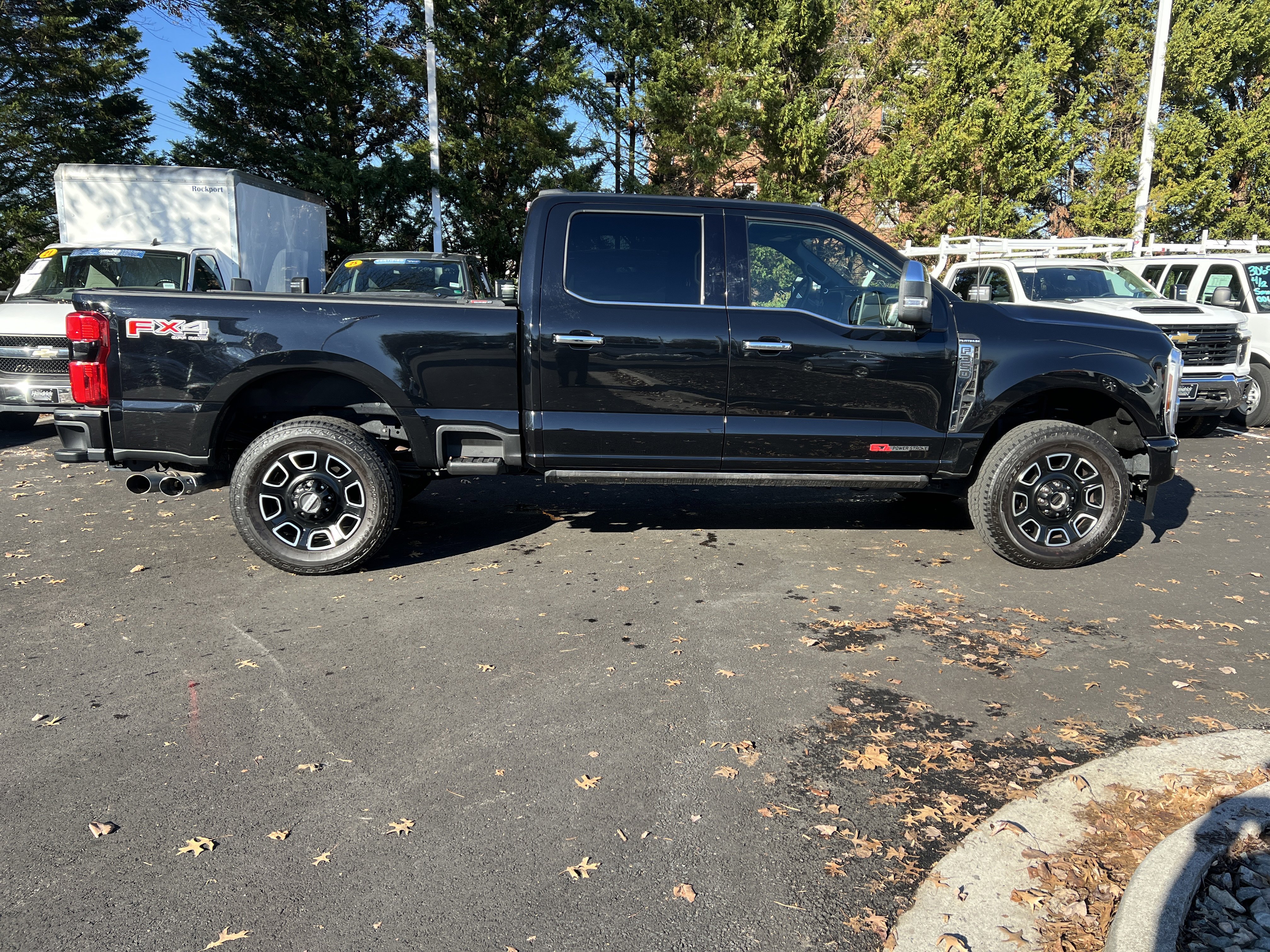 Used 2024 Ford F350 Platinum image 11