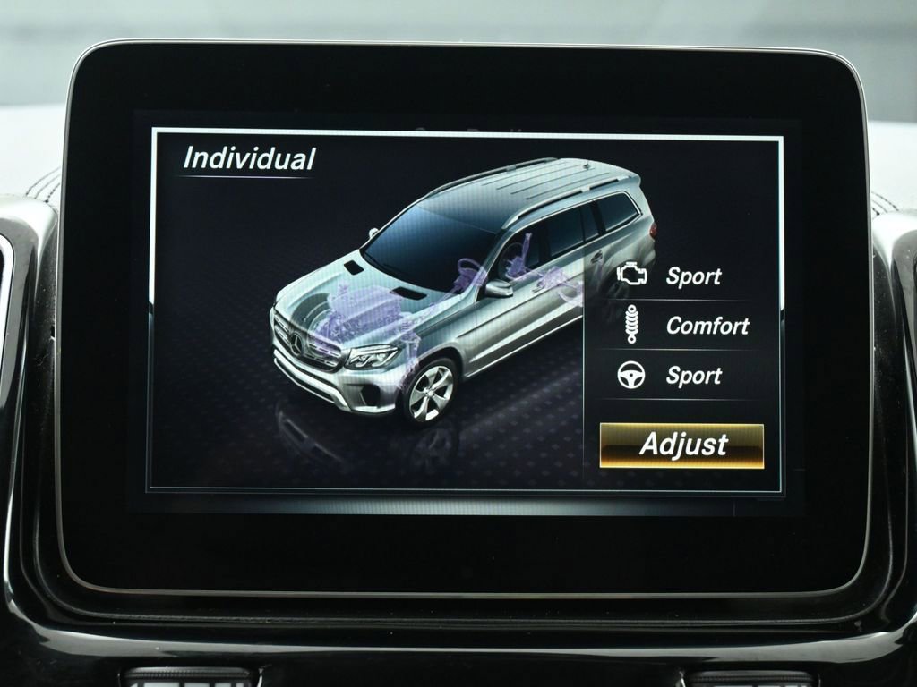 Used 2018 Mercedes-Benz GLS 550 4MATIC w/ Driver Assistance Package image 33