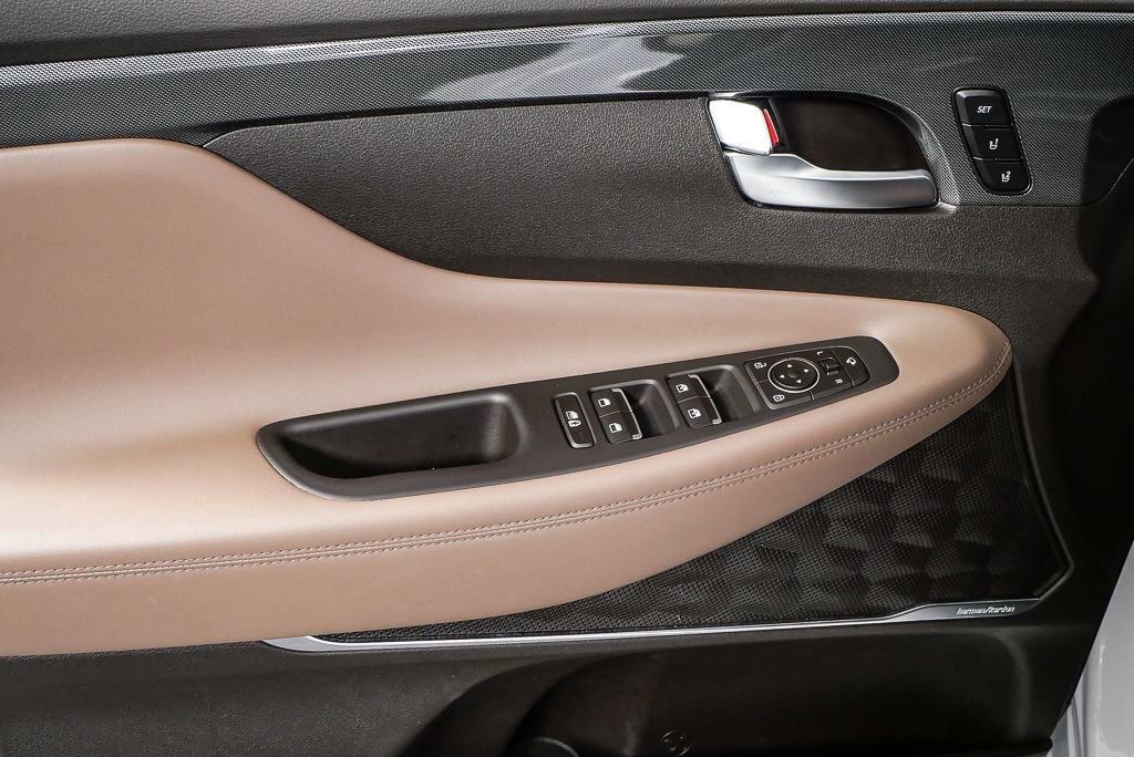 Used 2022 Hyundai Santa Fe Limited image 11