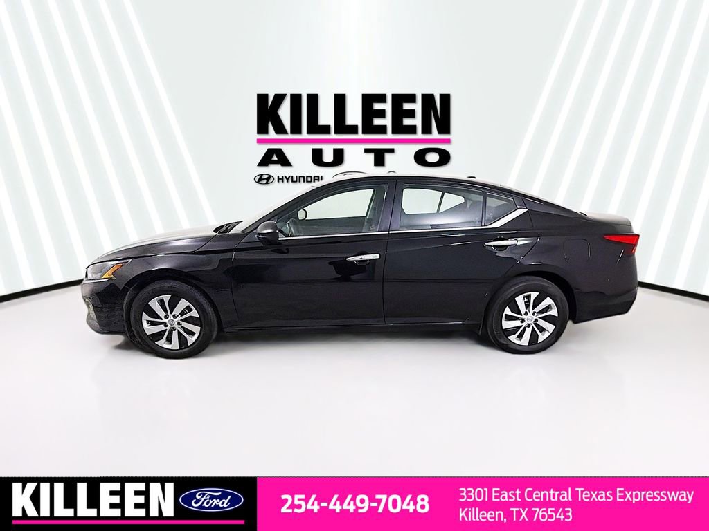 Used 2025 Nissan Altima 2.5 S image 4