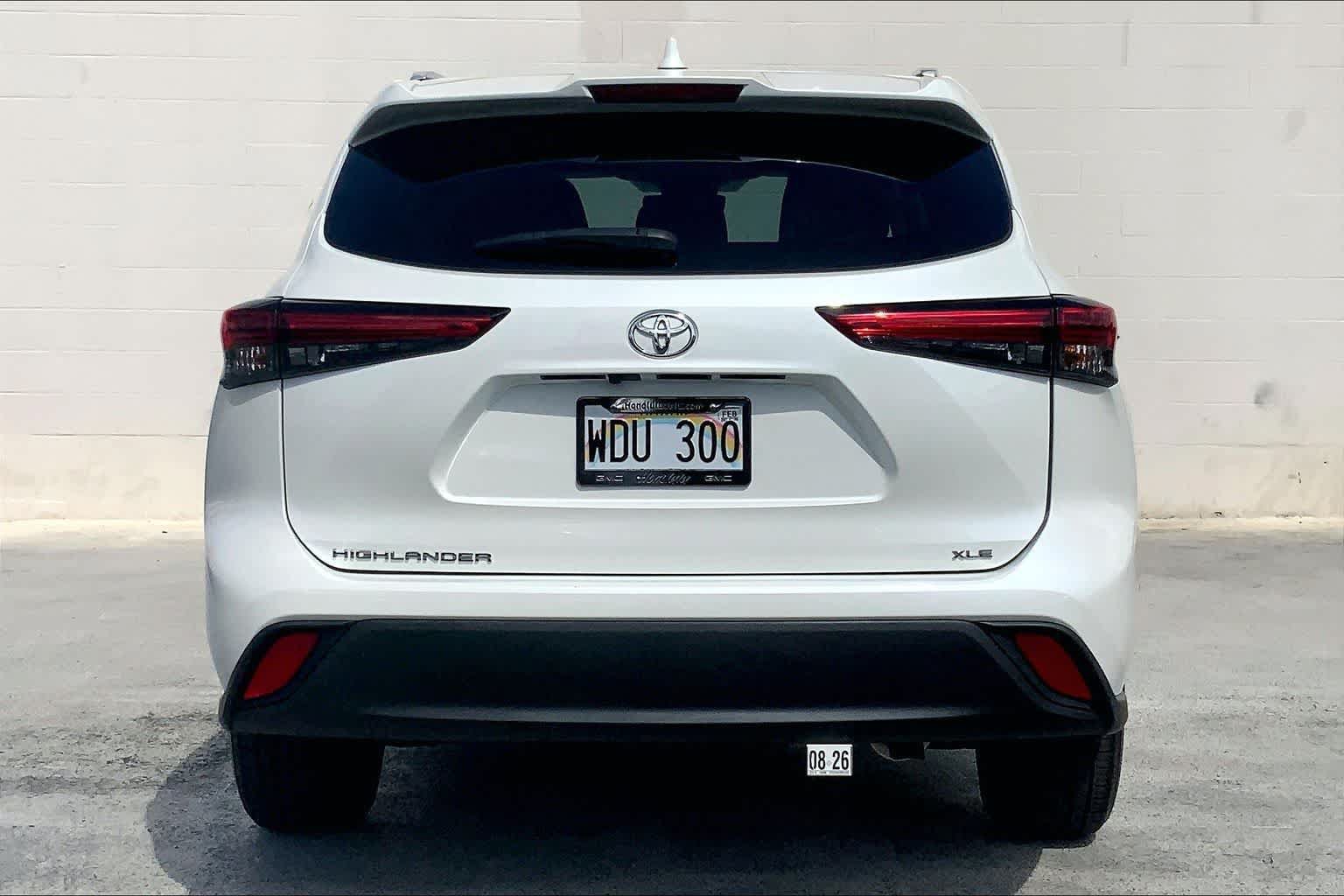 Used 2021 Toyota Highlander XLE FWD image 5
