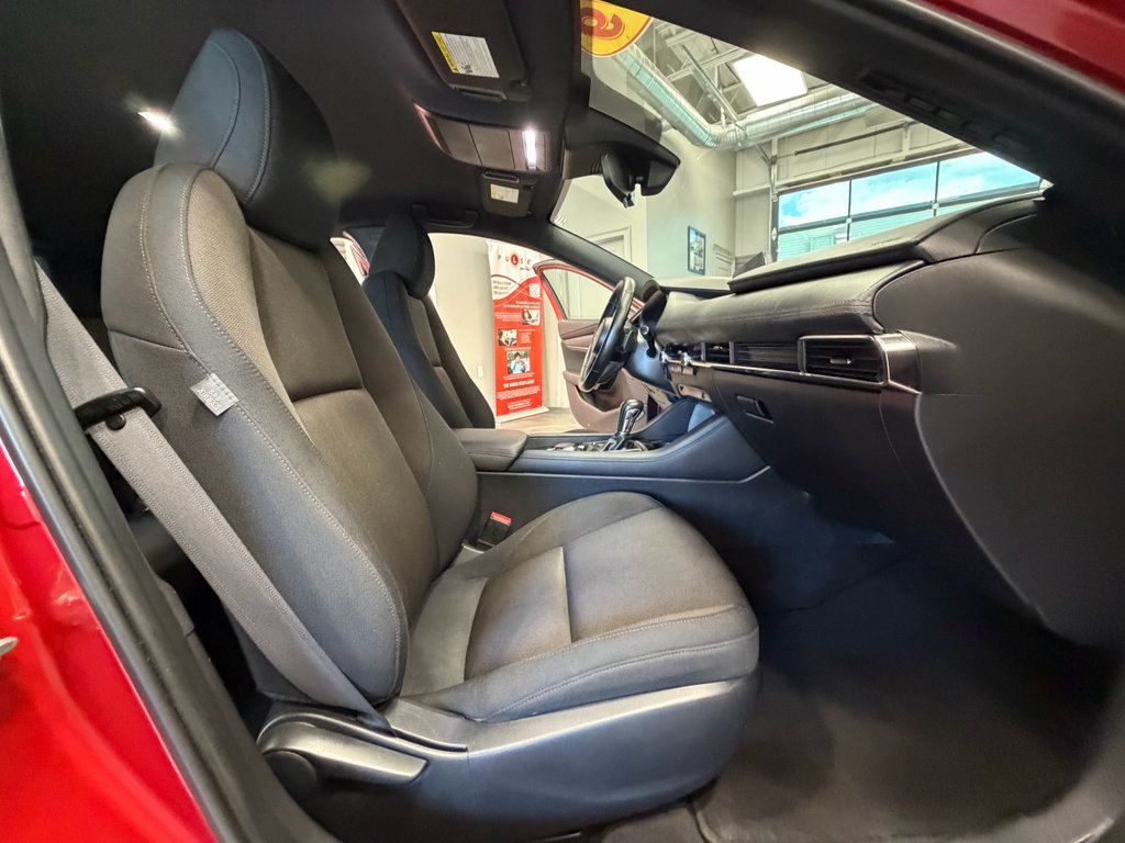 Used 2019 MAZDA MAZDA3 AWD Hatchback image 40