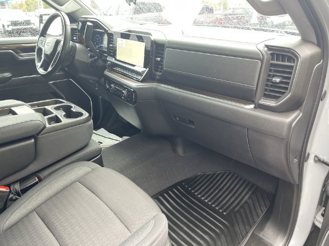 Certified 2024 Chevrolet Silverado 1500 LT AWD/4WD image 28