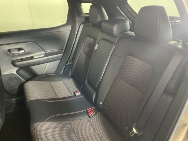 New 2026 Nissan Kicks SR AWD/4WD image 15