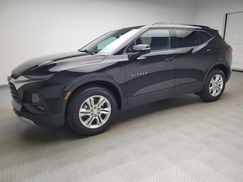 Used 2020 Chevrolet Blazer LT FWD image 2