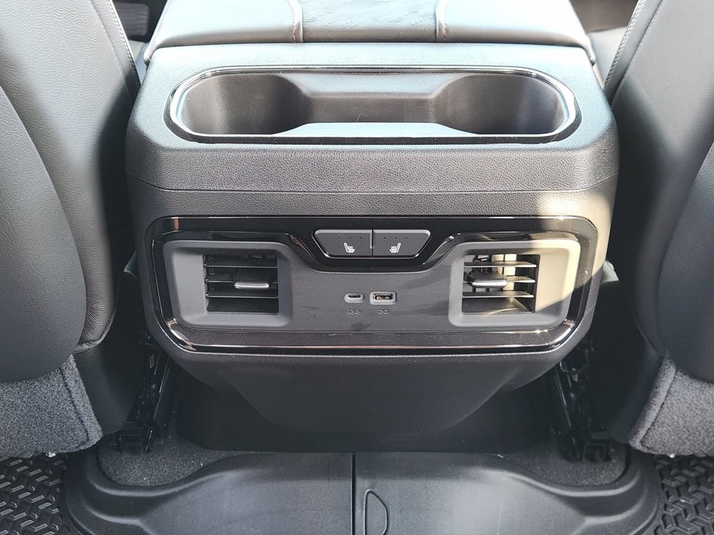 Used 2026 GMC Sierra 1500 AT4X w/ LPO, Black Badging Package AWD/4WD image 31