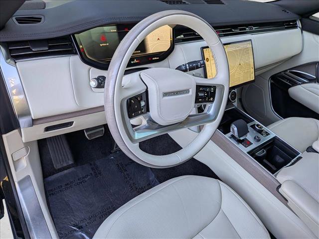 Used 2023 Land Rover Range Rover SE image 10