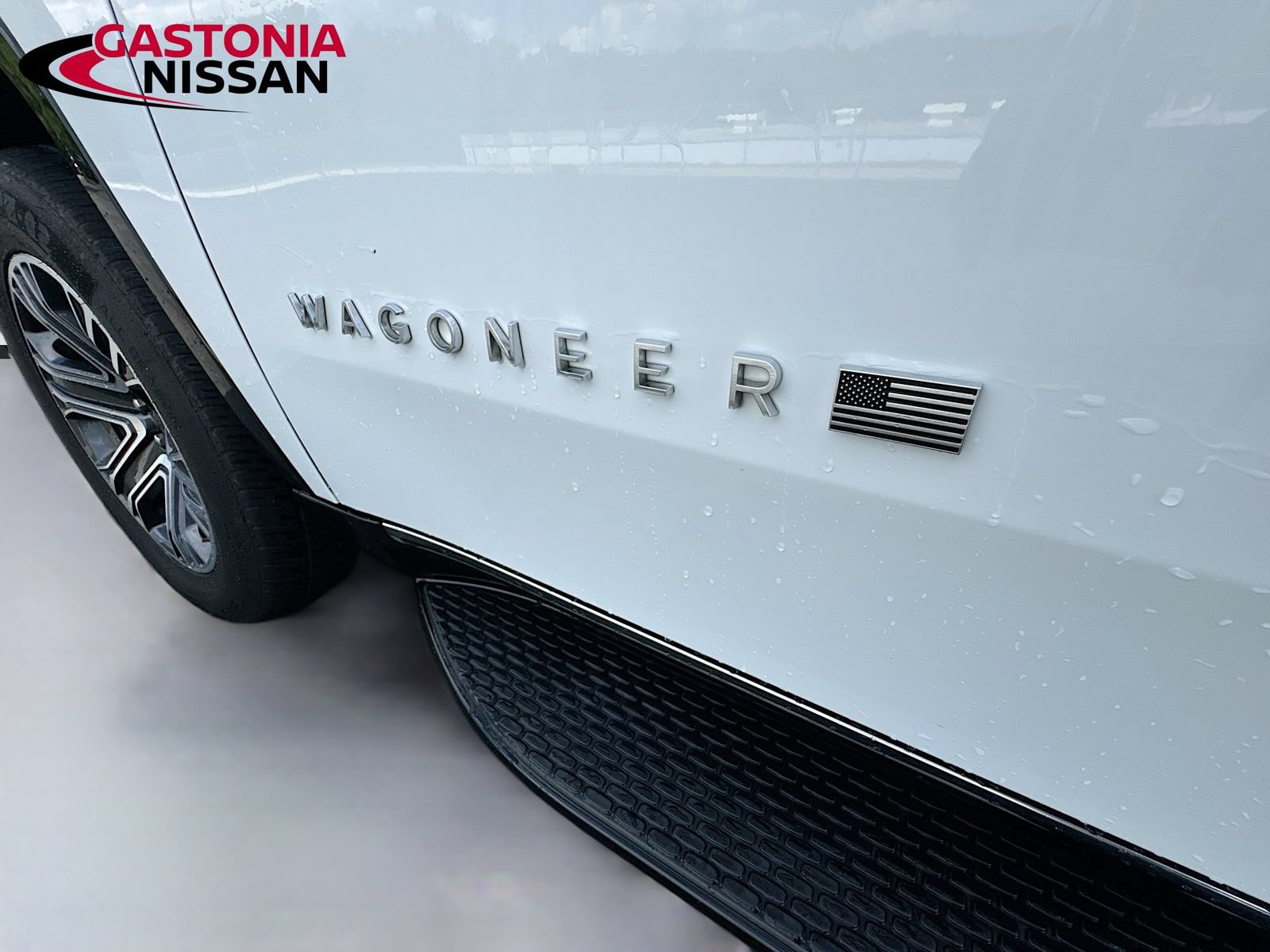 Used 2024 Jeep Wagoneer Series II w/ Flexible Seating Group RWD image 44