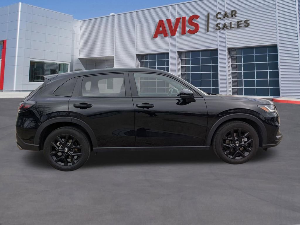 Used 2025 Honda HR-V Sport image 5