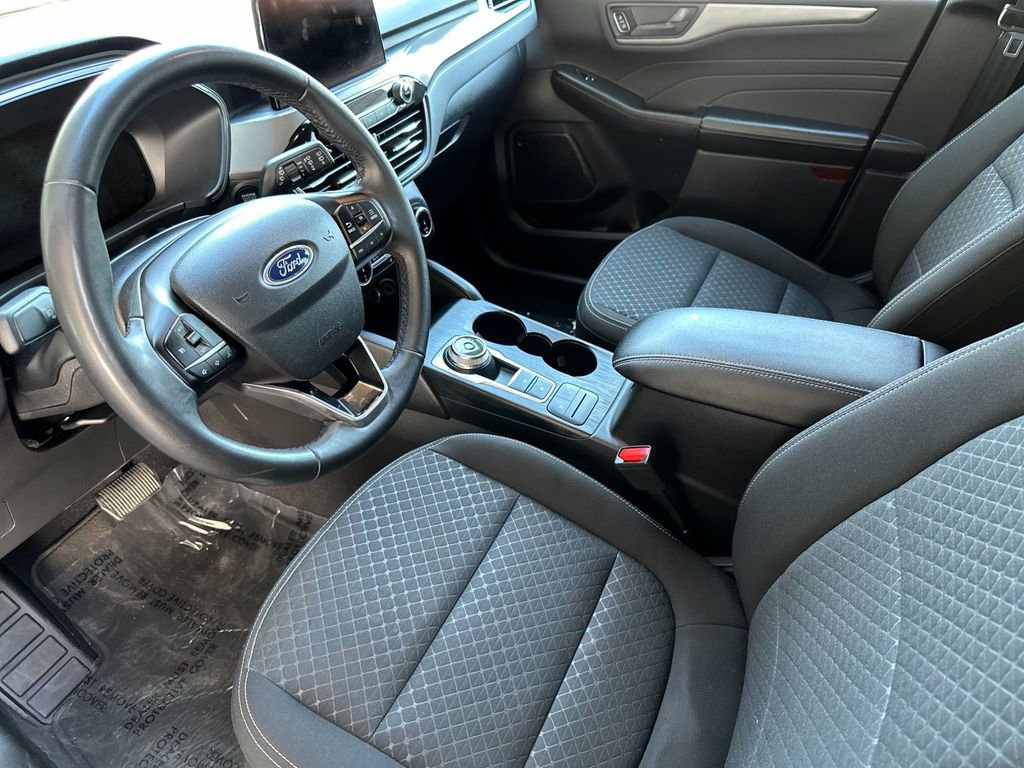 Certified 2023 Ford Escape Active image 9