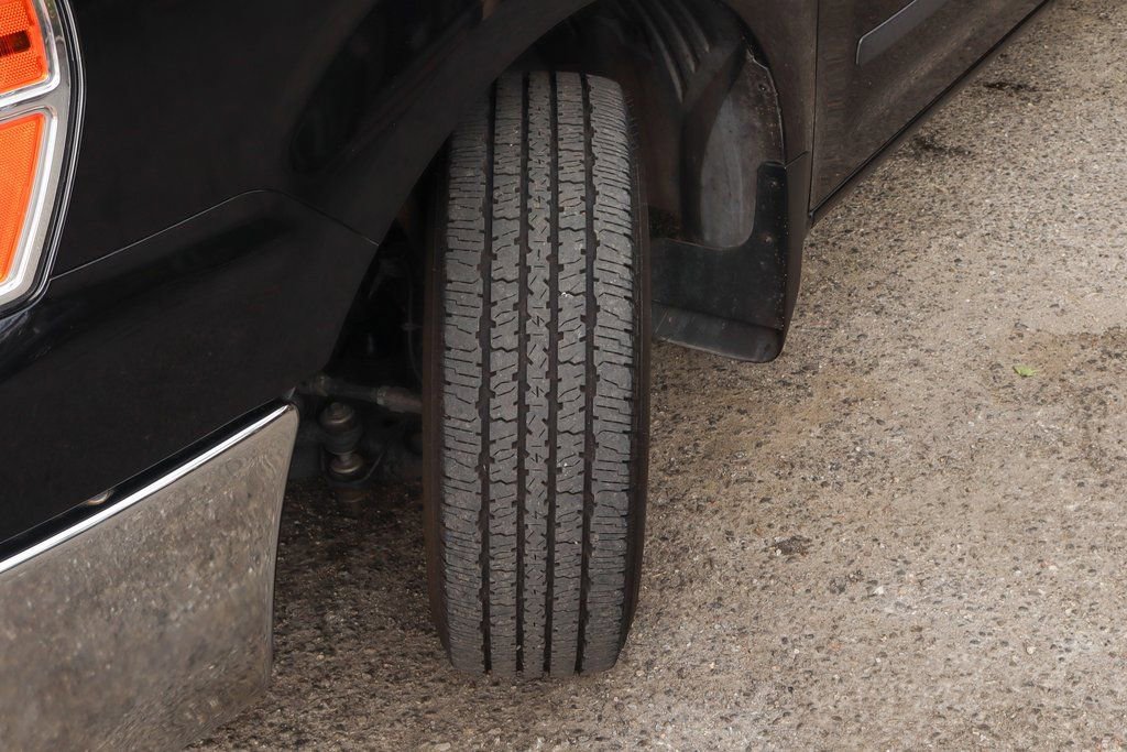 Used 2020 Nissan NV 3500 SL image 41