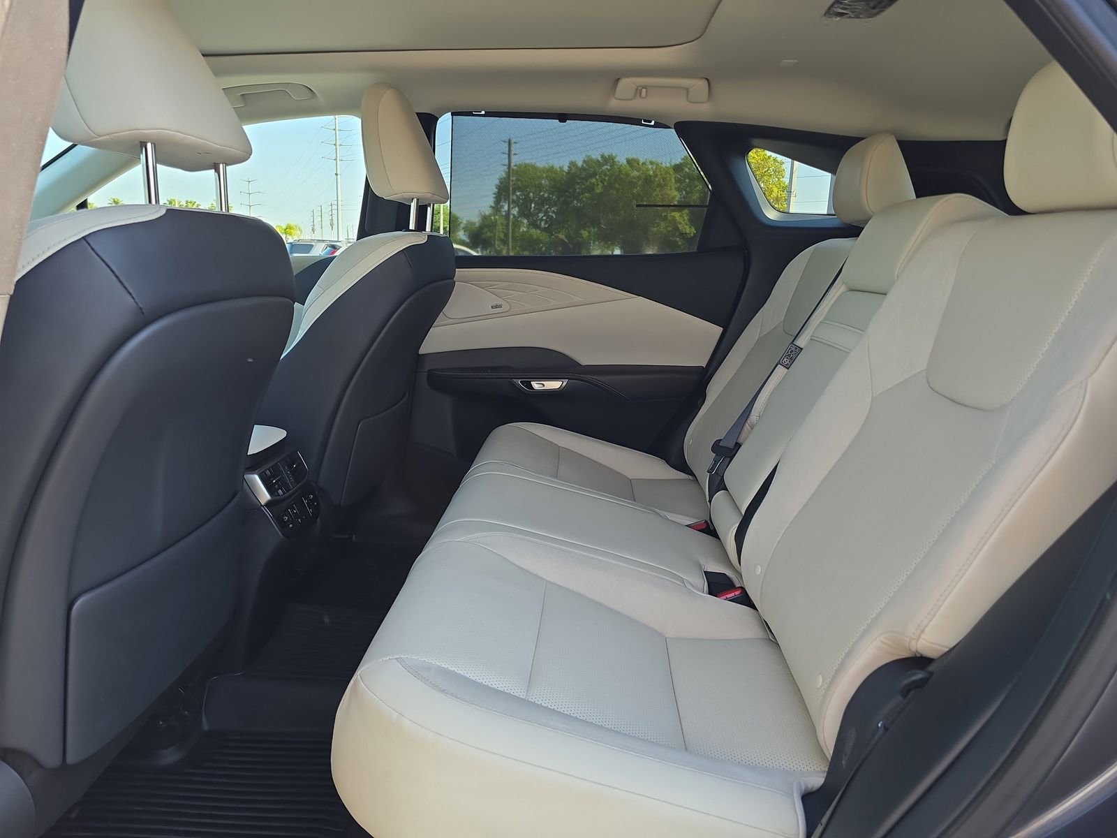 Used 2024 Lexus RX 350 AWD w/ Convenience Package image 13