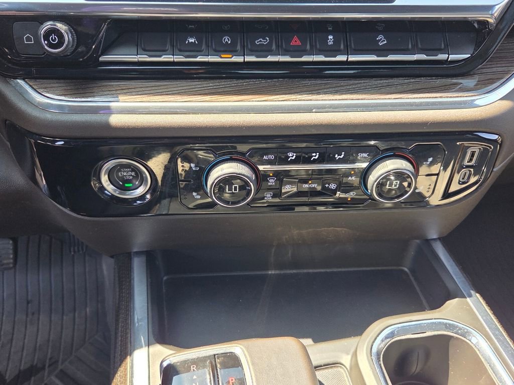 Used 2024 Chevrolet Silverado 1500 LT w/ Z71 Off-Road Package image 18