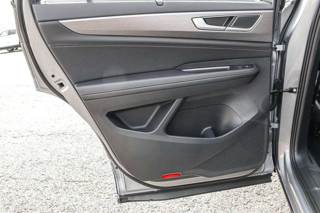 New 2026 Volkswagen Atlas Cross Sport SE AWD/4WD image 33