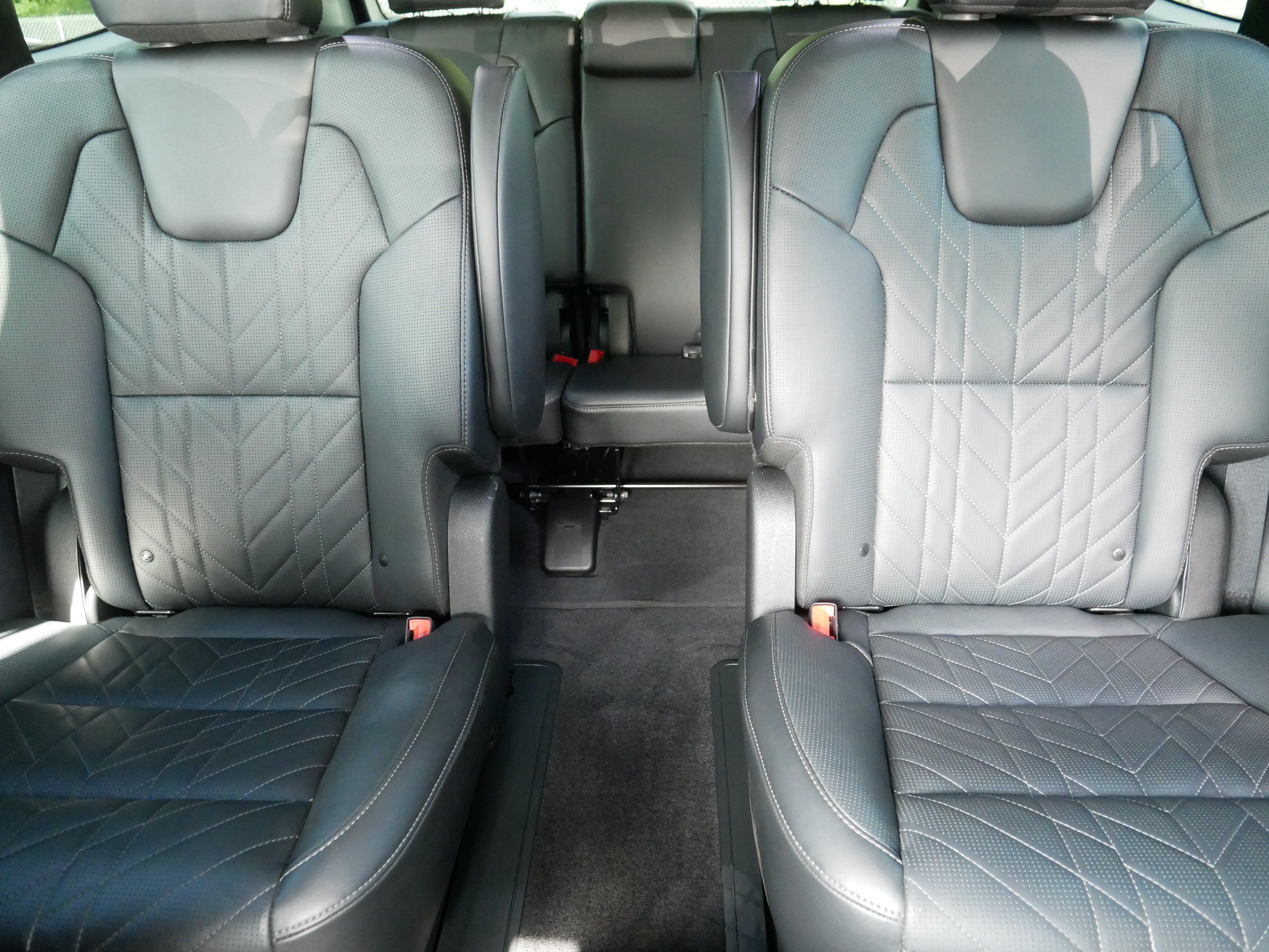 Certified 2025 Kia Telluride SX Prestige X-Line AWD/4WD image 13