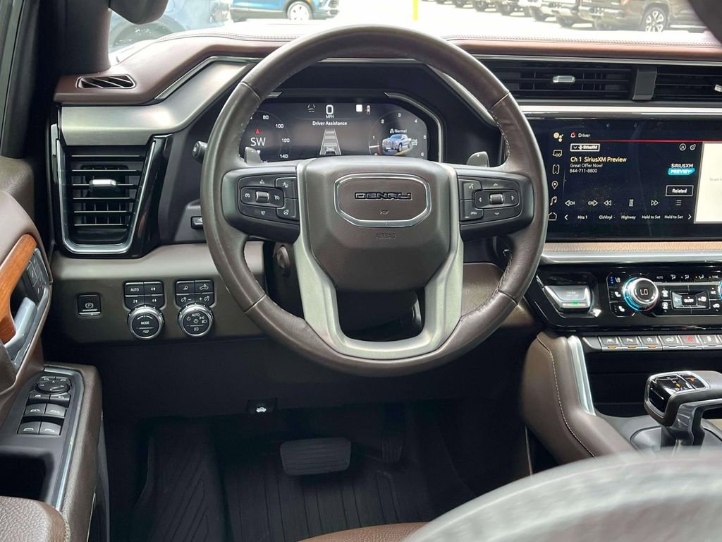 Used 2023 GMC Sierra 1500 Denali w/ Denali Reserve Package AWD/4WD image 12