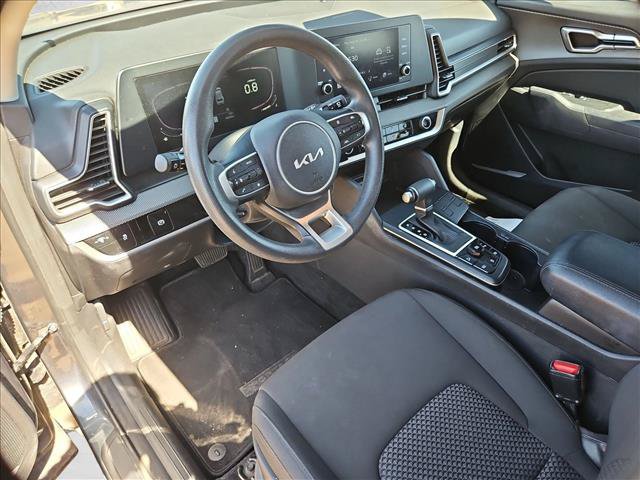 Used 2023 Kia Sportage LX FWD image 12