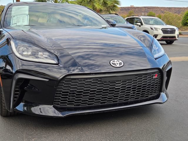 Used 2022 Toyota GR86 w/ ALL Weather Mat Package (TMS) RWD image 8