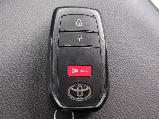 Used 2025 Toyota 4Runner SR5 image 27