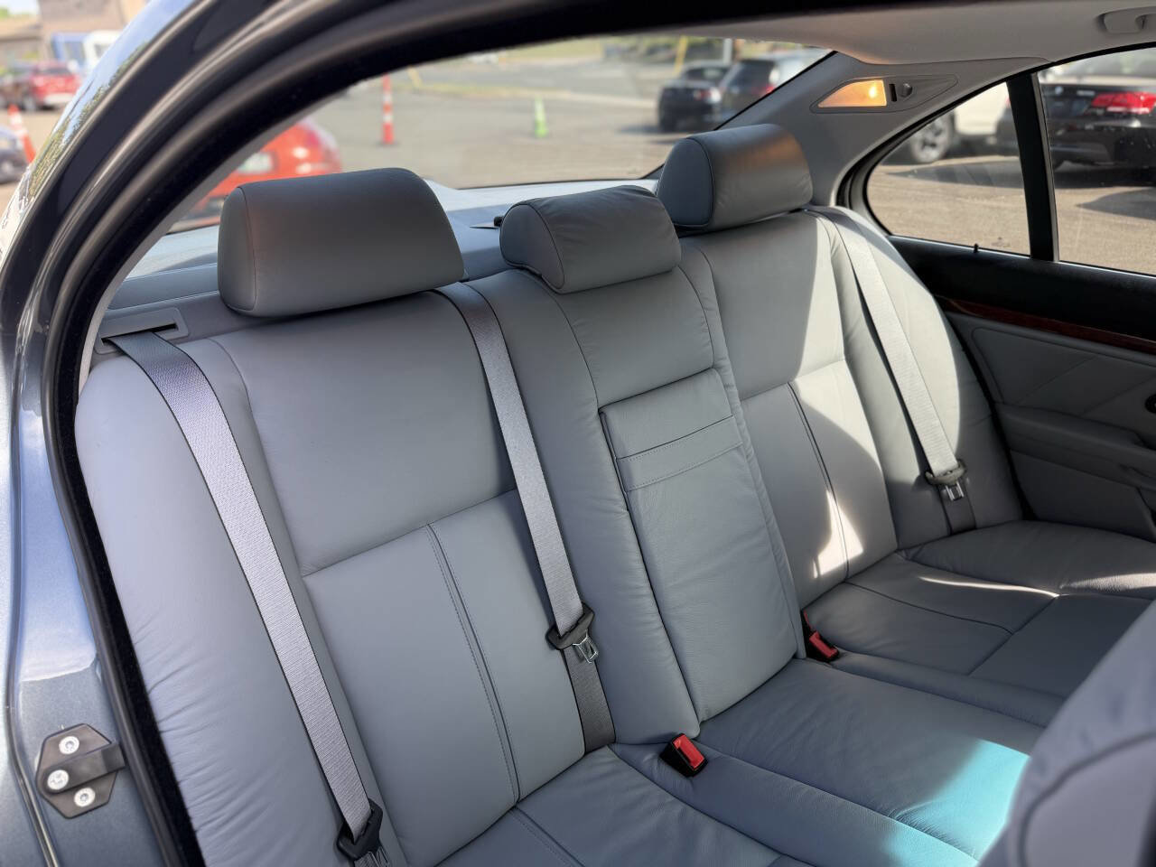 Used 2001 BMW 525i Sedan RWD image 25