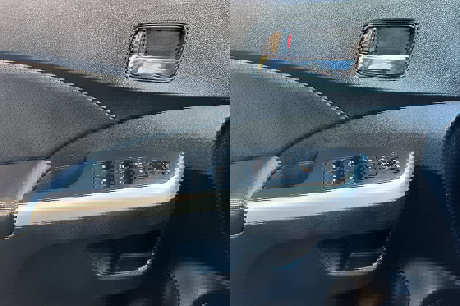 Used 2015 Honda CR-V EX-L image 13