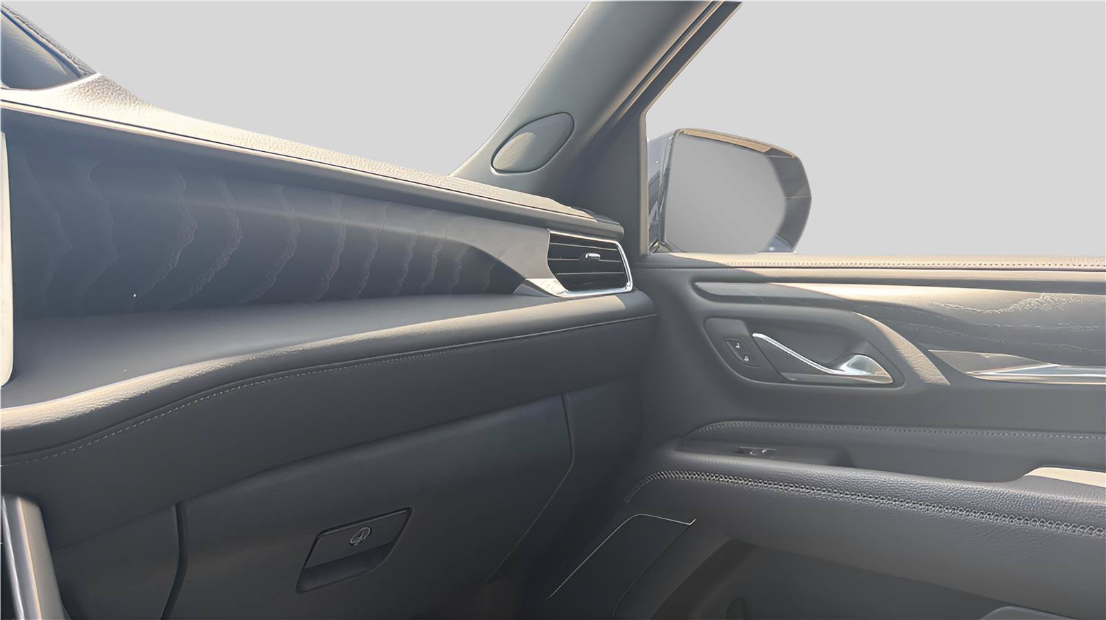 Used 2024 GMC Yukon Denali AWD/4WD image 11