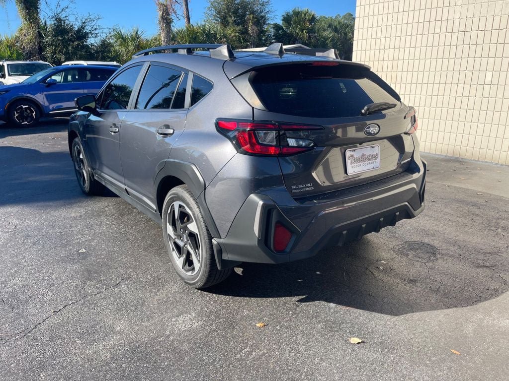 Used 2024 Subaru Crosstrek 2.5i Limited w/ Crosstrek Mirror Package AWD/4WD image 3