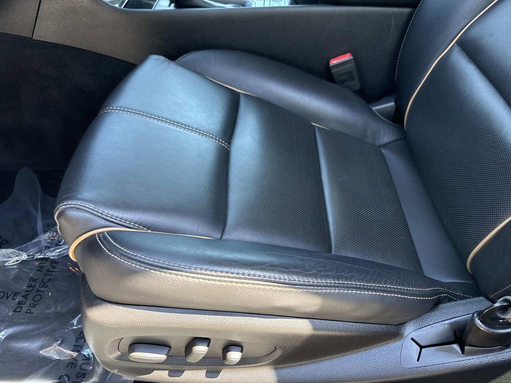 Used 2016 Chevrolet Impala LTZ FWD image 27