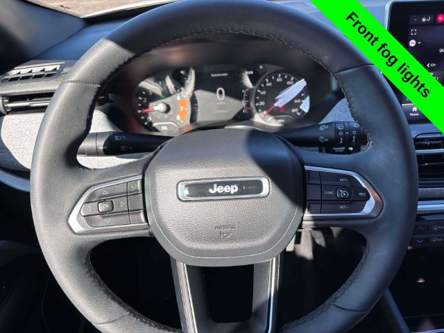Used 2023 Jeep Compass Latitude AWD/4WD image 26