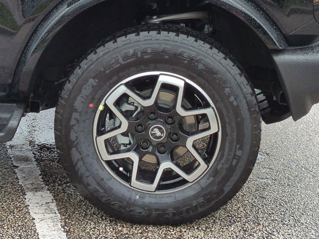 New 2026 Ford Bronco Outer Banks image 11