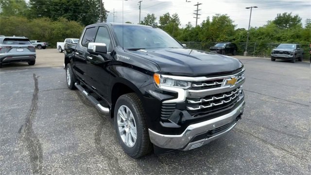 New 2026 Chevrolet Silverado 1500 LTZ w/ LTZ Premium Package image 4