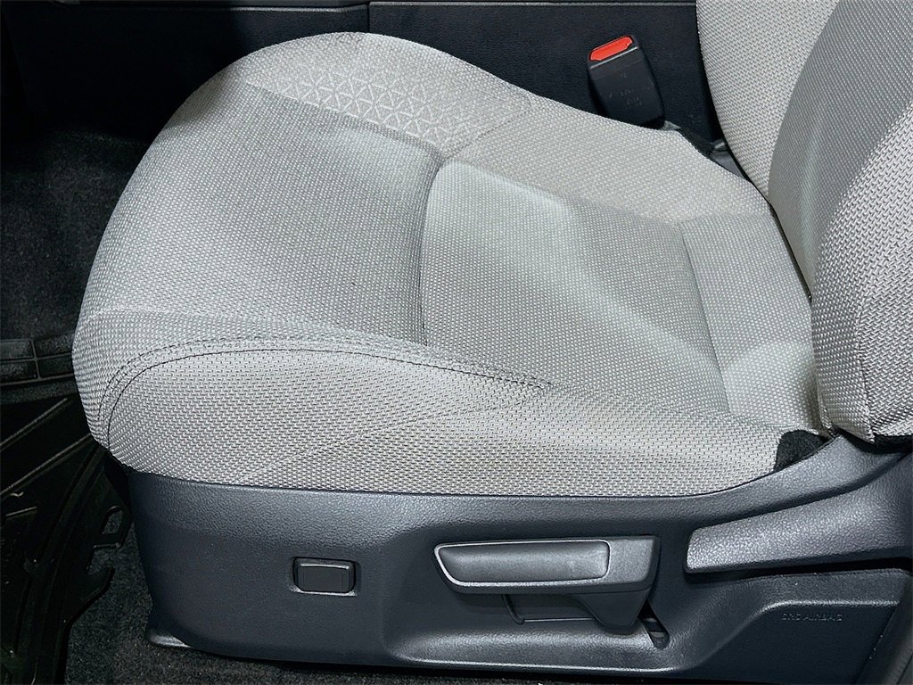 Used 2025 Toyota 4Runner SR5 image 16