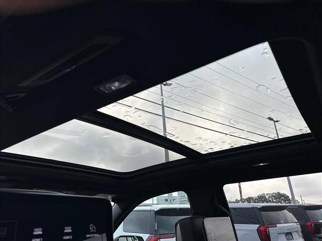 New 2026 GMC Yukon AT4 Ultimate AWD/4WD image 27