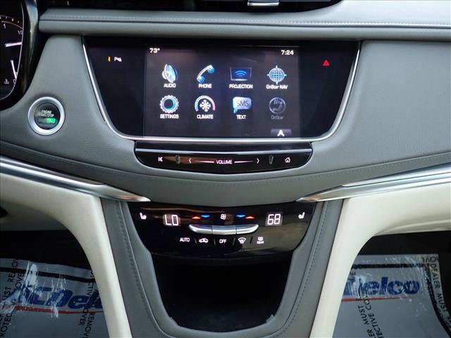 Used 2017 Cadillac XT5 Luxury w/ Driver Awareness Package FWD image 18