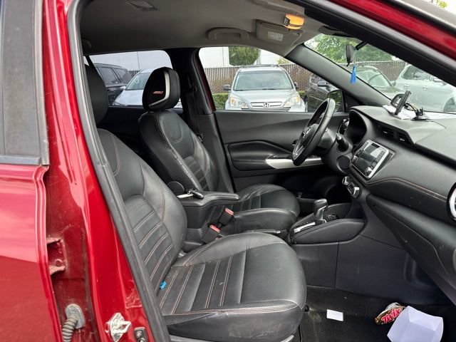 Used 2020 Nissan Kicks SR w/ SR Premium Package FWD image 9