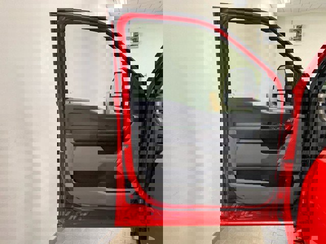 New 2026 Ford F250 XL w/ XL Chrome Package image 9