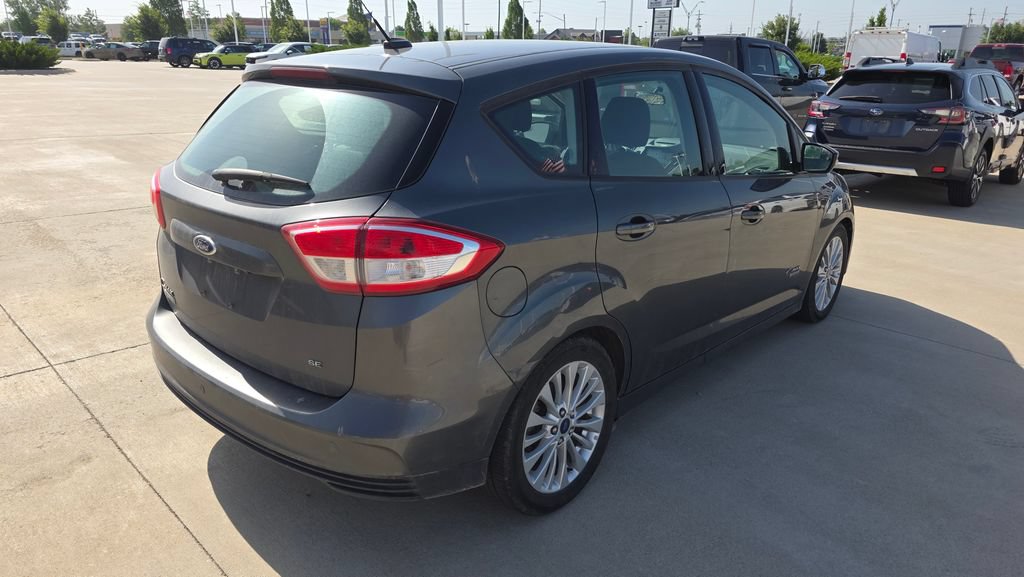 Used 2017 Ford C-MAX Energi SE w/ Equipment Group 401A FWD image 5
