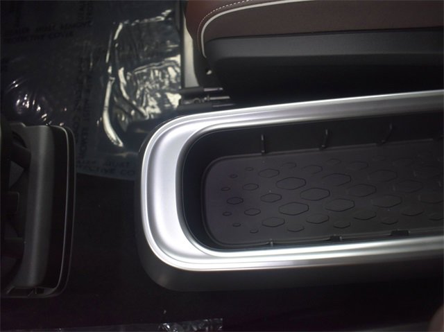 New 2025 Volkswagen ID. Buzz Pro S image 14