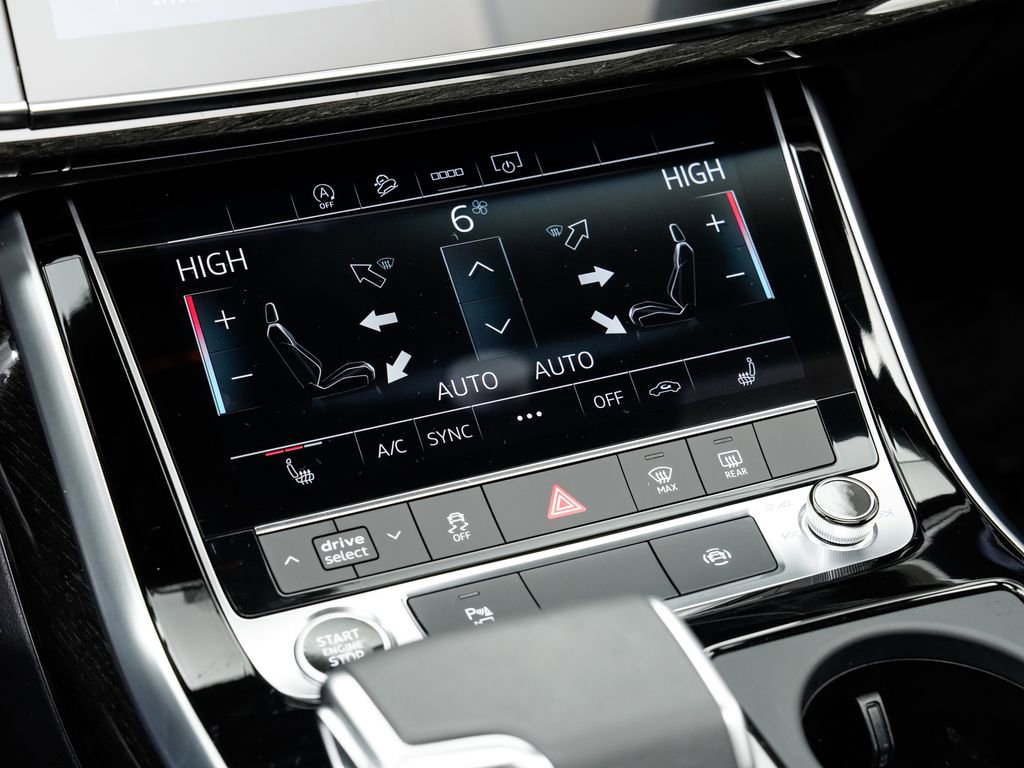 Certified 2025 Audi Q7 3.0T Premium w/ Convenience Package image 17