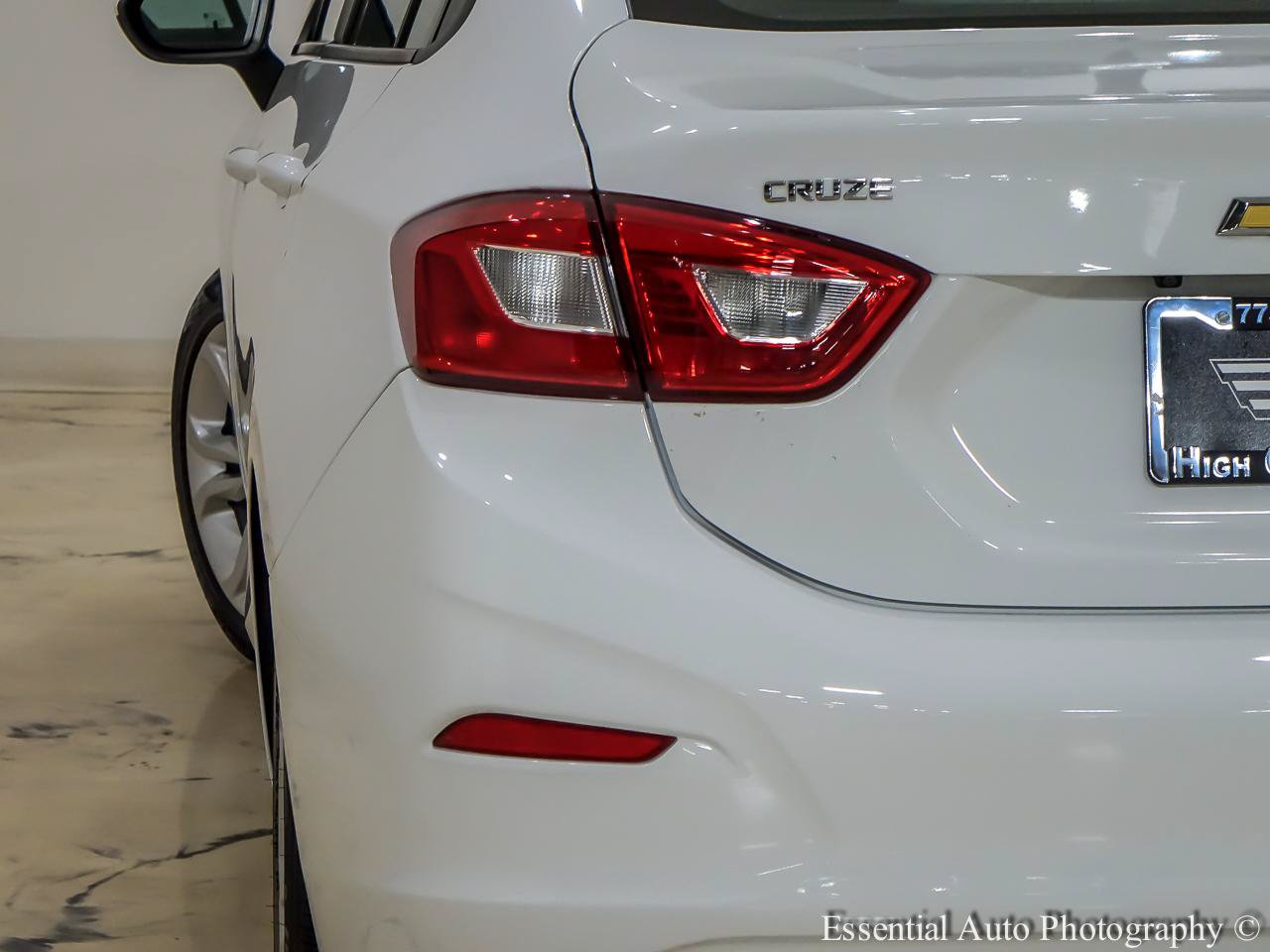 Used 2019 Chevrolet Cruze LS w/ LS Convenience Package FWD image 8