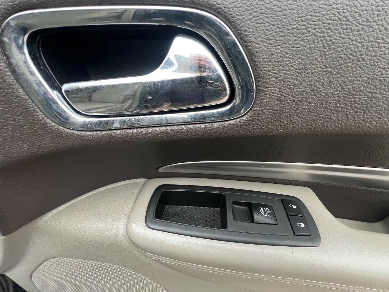 Used 2012 Dodge Durango SXT w/ Skid Plate Group AWD/4WD image 14