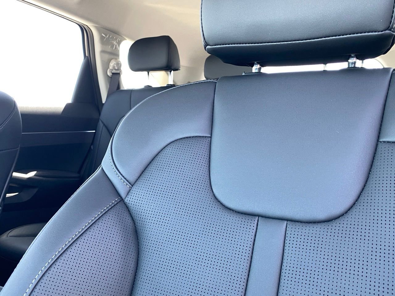 New 2026 Kia Sorento EX AWD/4WD image 13