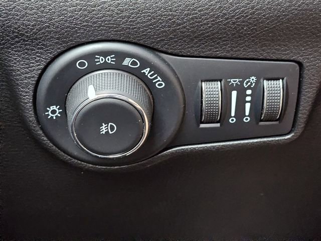 Used 2025 Jeep Compass Latitude AWD/4WD image 20