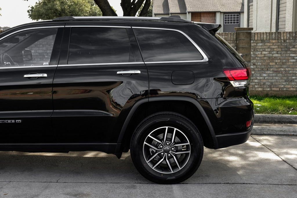 Used 2022 Jeep Grand Cherokee Limited w/ Tech Group image 24