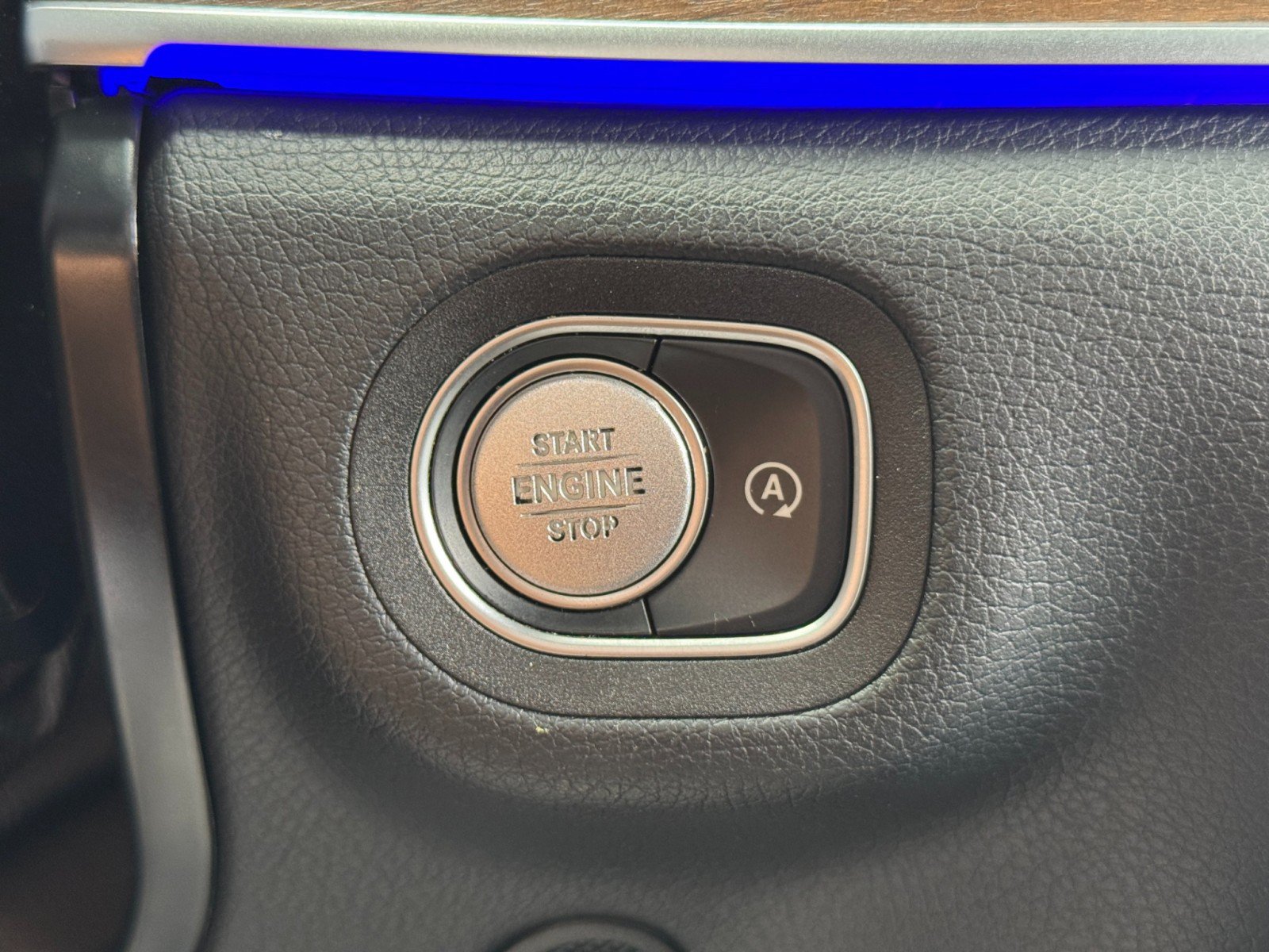 Used 2020 Mercedes-Benz GLS 450 4MATIC image 24