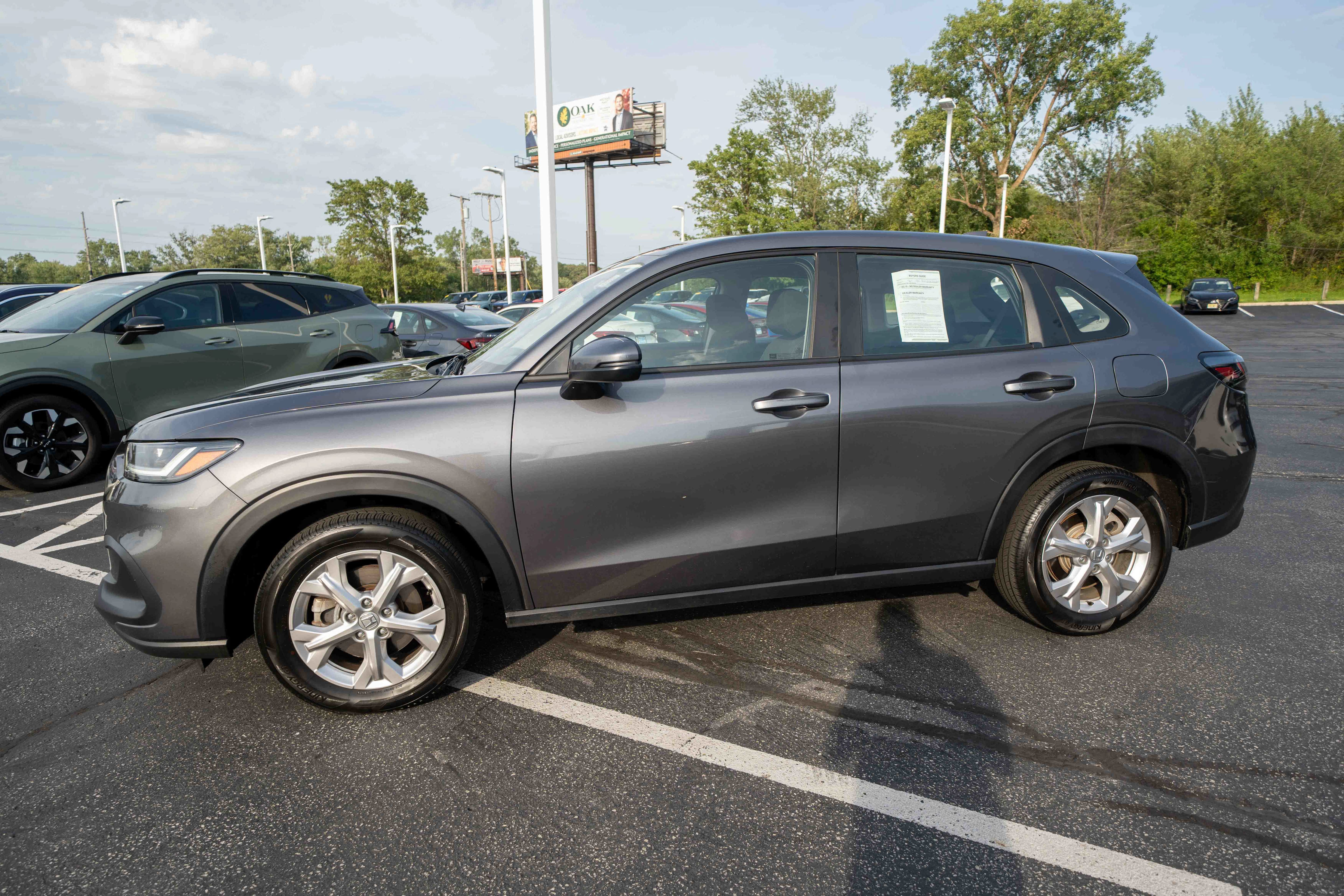 Certified 2025 Honda HR-V LX image 3