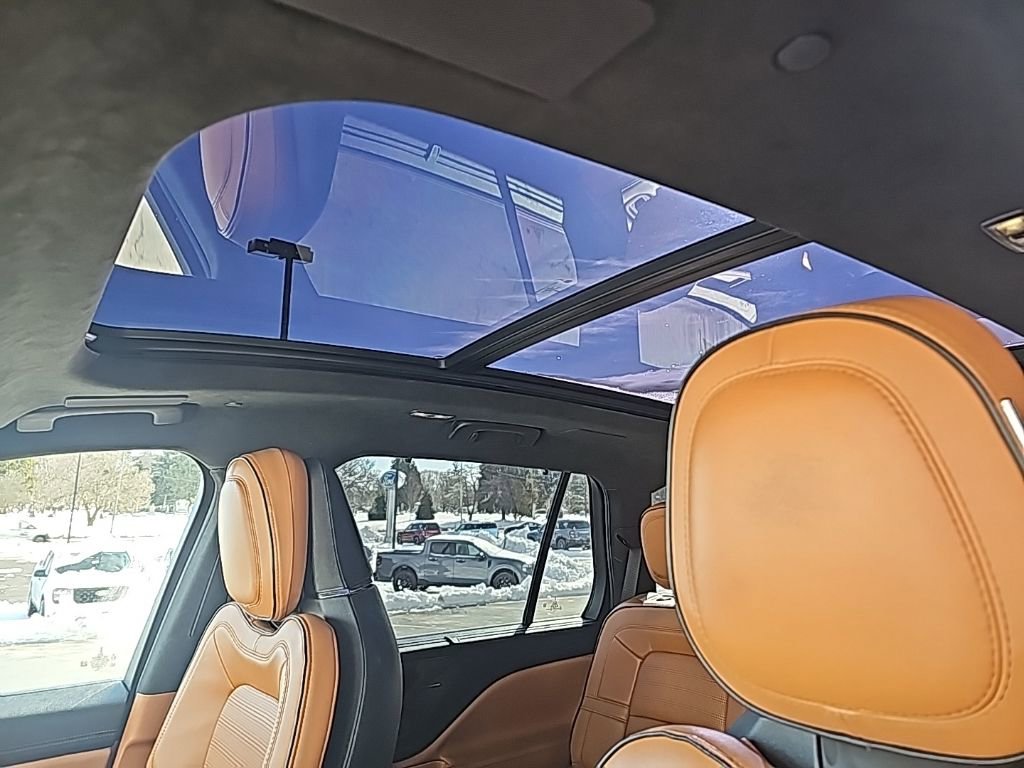 Used 2023 Lincoln Aviator Black Label Grand Touring w/ Class IV Trailer Tow Package image 10