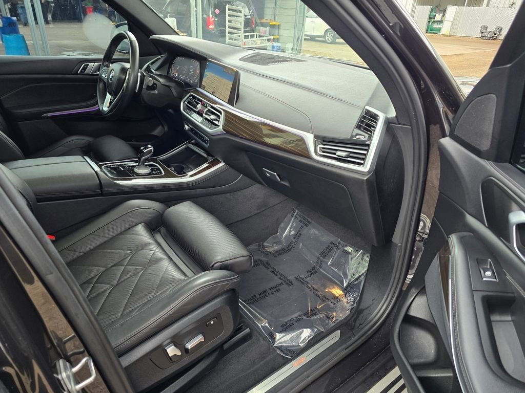 Used 2023 BMW X5 xDrive40i AWD/4WD image 34