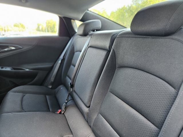 Used 2025 Chevrolet Malibu LT image 25