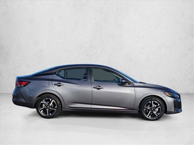 Used 2025 Nissan Sentra SV FWD image 4